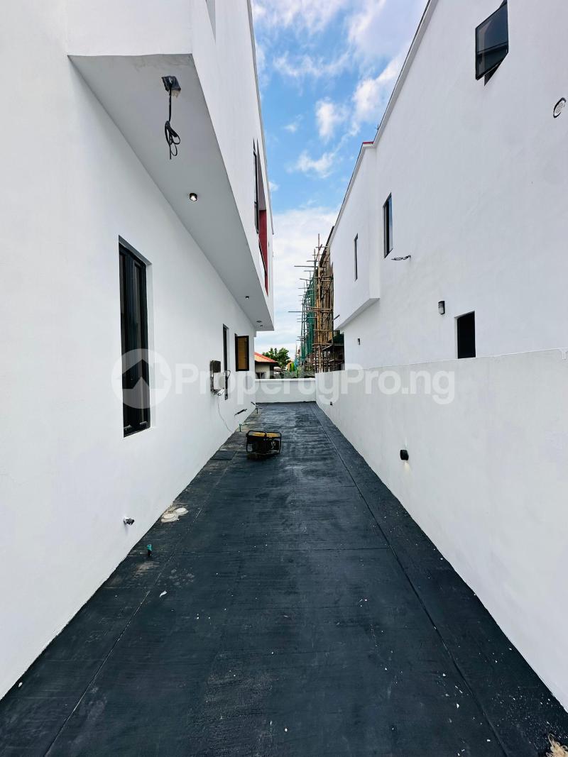 4 bedroom House for sale Sangotedo Ajah Lagos