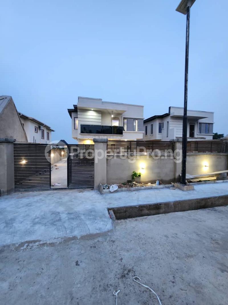 4 bedroom House for sale Alalubosa Gra Ibadan Oyo