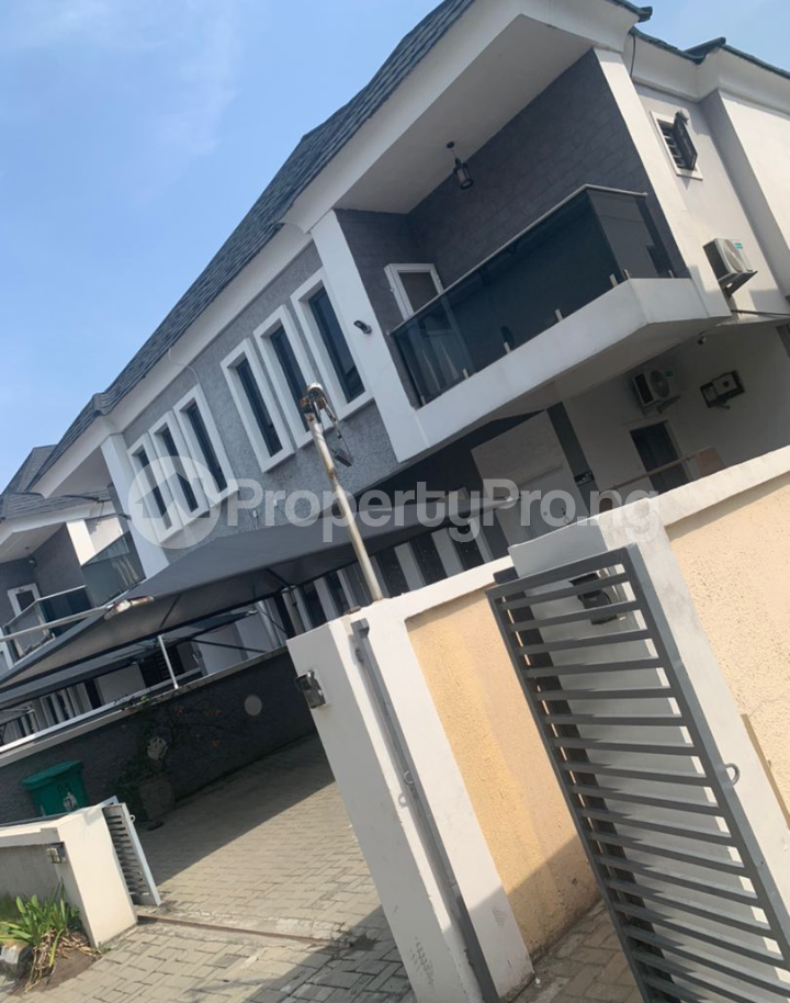 4 bedroom House for rent Orchid Road, Lekki Lagos