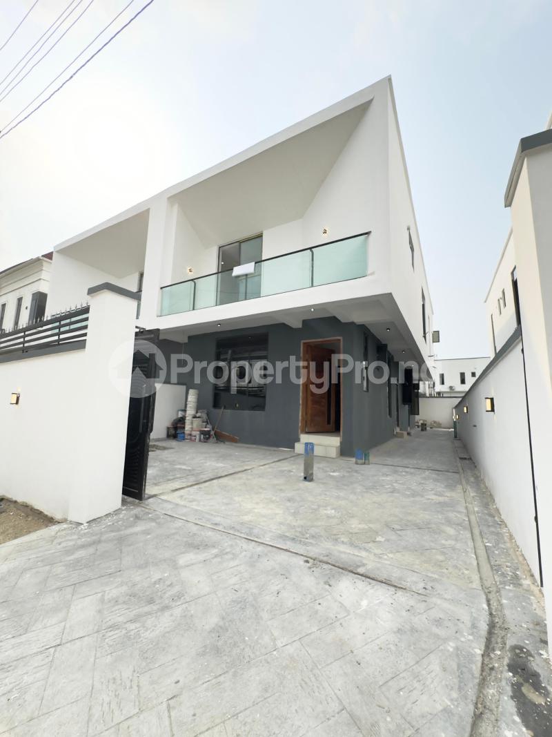 4 bedroom House for sale chevron Lekki Lagos