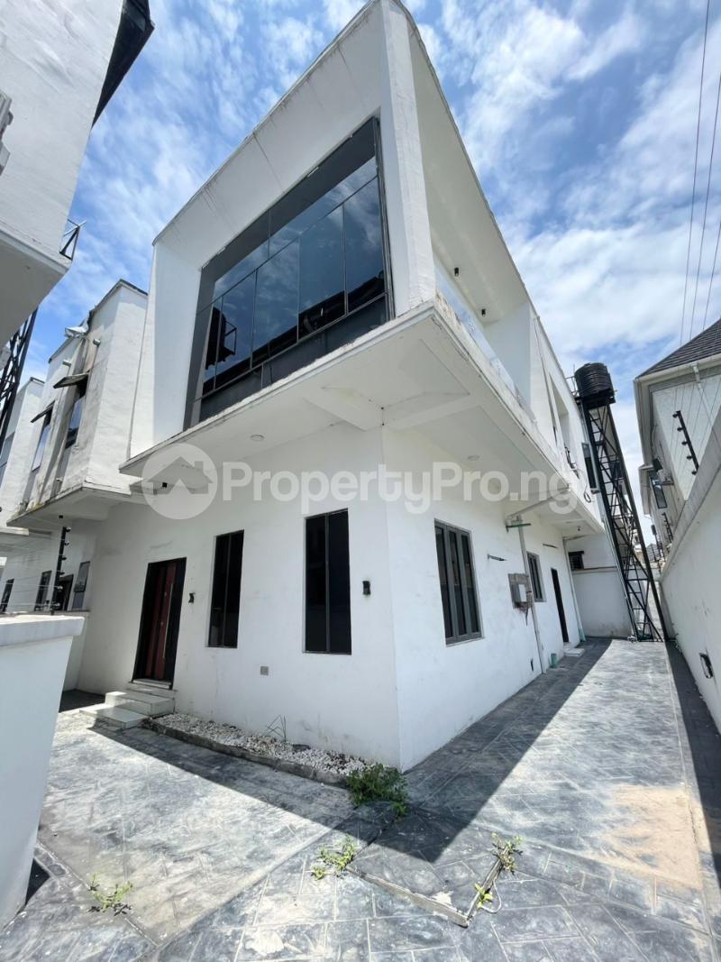 4 bedroom House for sale Chevron Drive Lekki Lagos