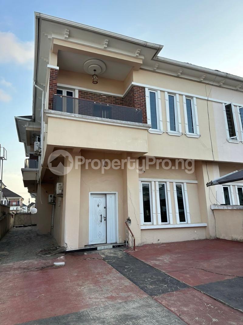 4 bedroom House for sale Thomas estate Ajah Lagos