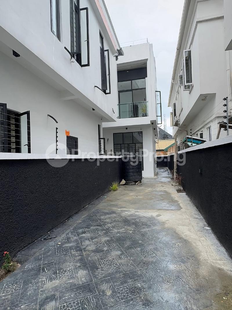 4 bedroom House for sale Ikota Lekki Lagos