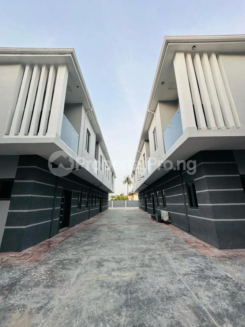 4 bedroom House for sale Estate Opebi Ikeja Lagos