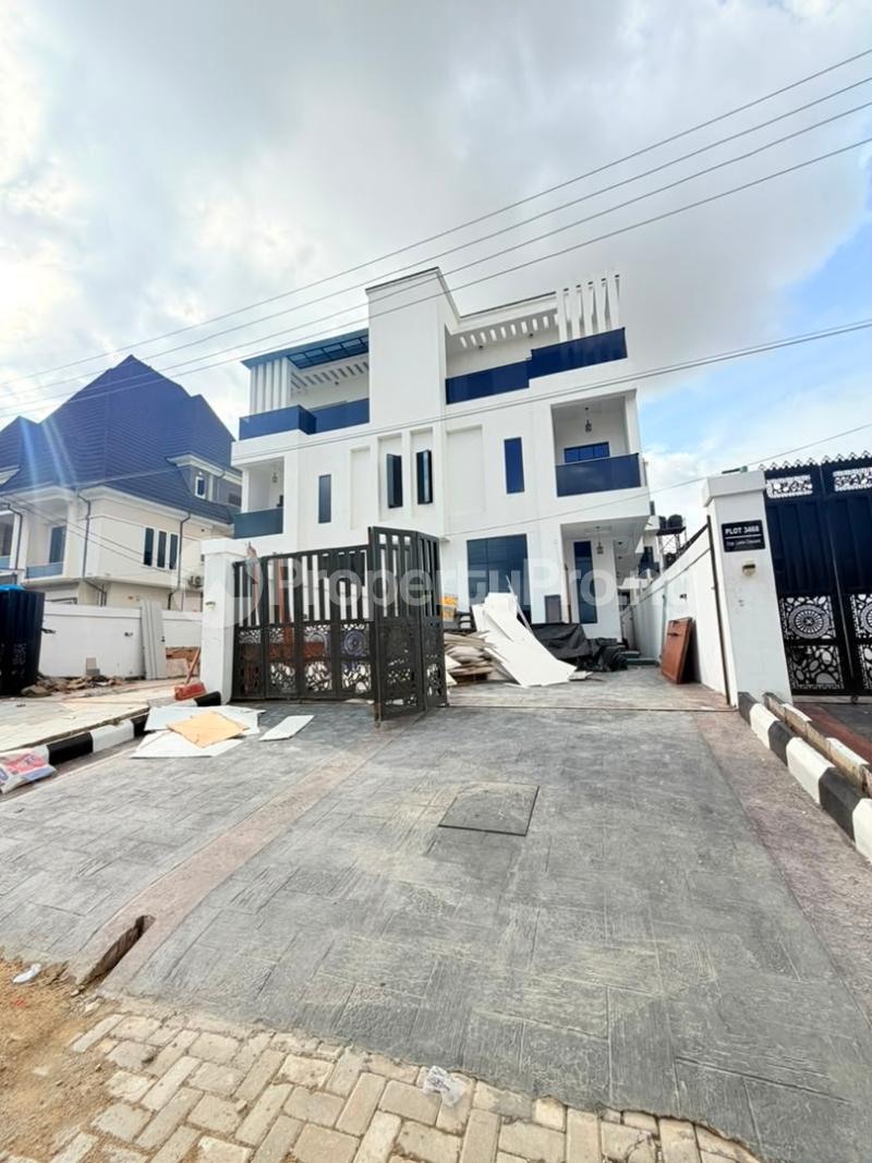 4 bedroom House for sale Amuwo Odofin Lagos