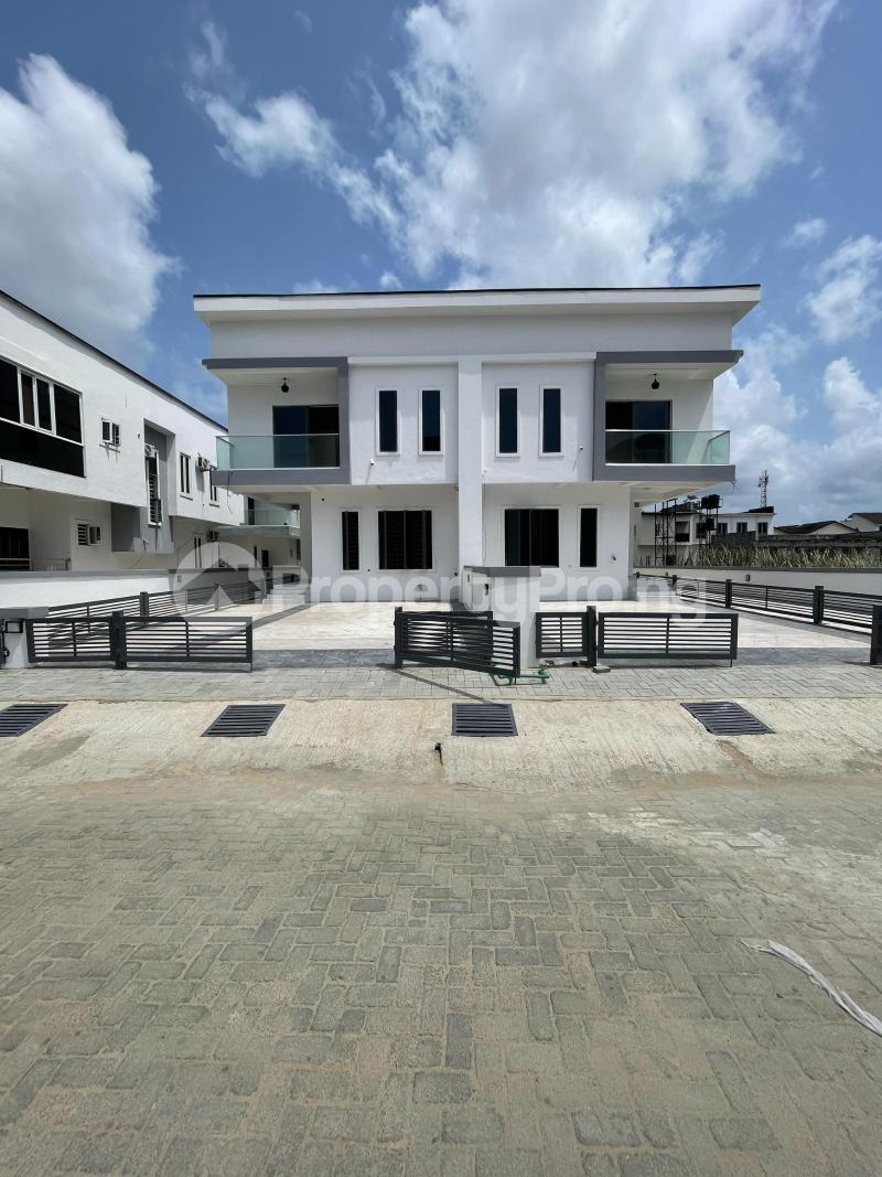 4 bedroom House for sale Off Lekki-Epe Expressway Ajah Lagos