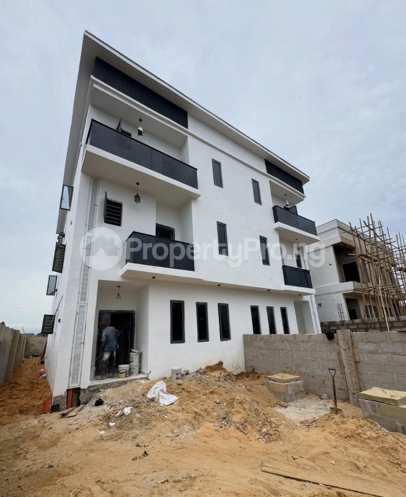 4 bedroom House for sale Woji New Layout Port Harcourt Rivers