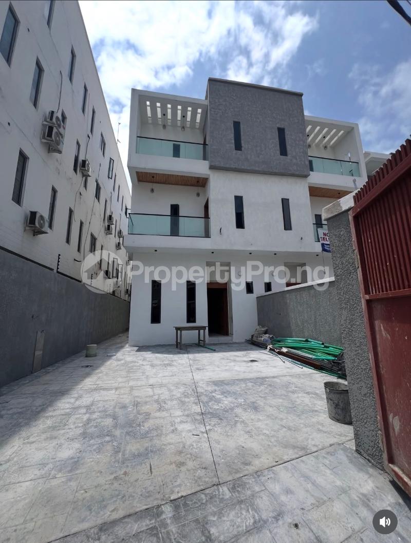 4 bedroom House for rent Ologolo Lekki Lagos
