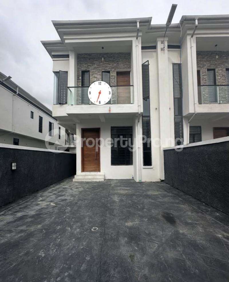 4 bedroom House for rent Ikota Lekki Lagos
