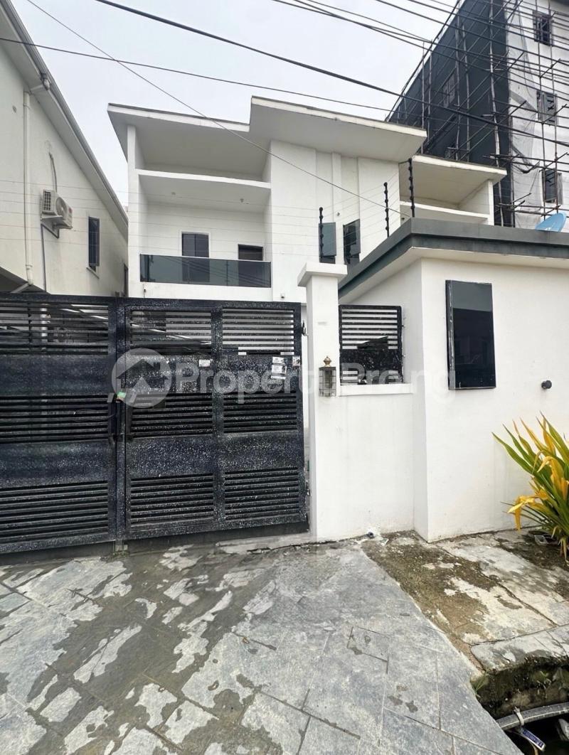4 bedroom House for rent Ikate Lekki Lagos