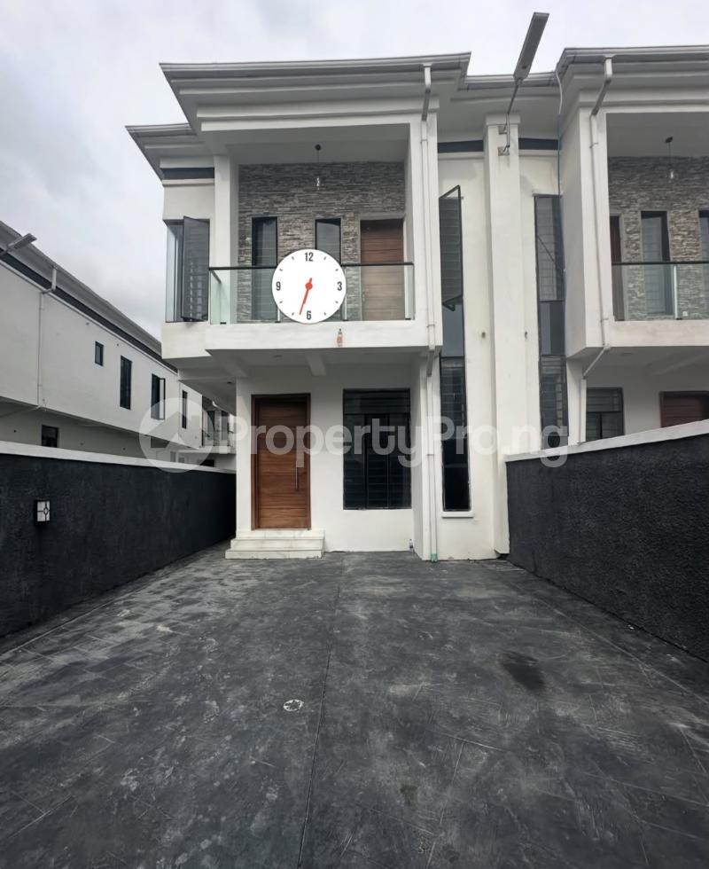 4 bedroom House for rent Ikota Lekki Lagos