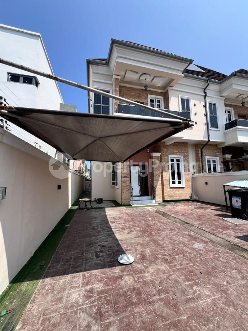 4 bedroom House for rent Inside Estate Agungi Lekki Lagos
