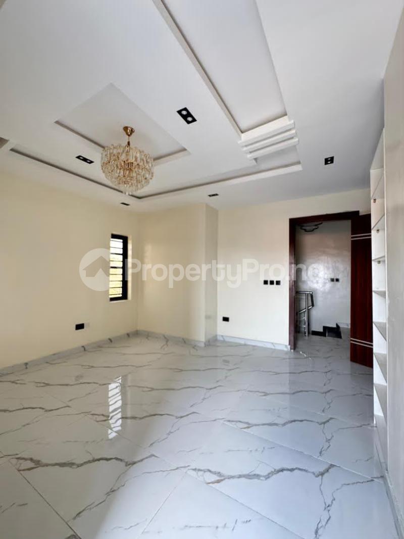 4 bedroom House for sale Gbagada Lagos