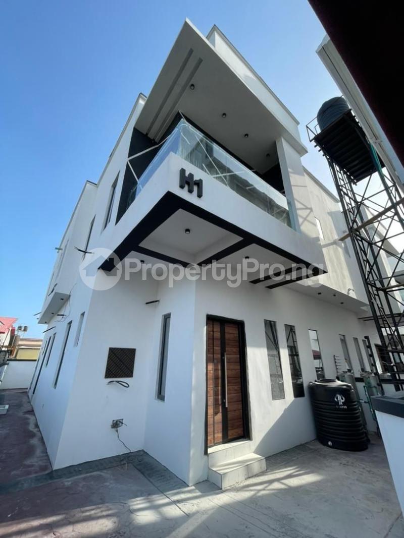 4 bedroom House for sale Ologolo Lekki Lagos