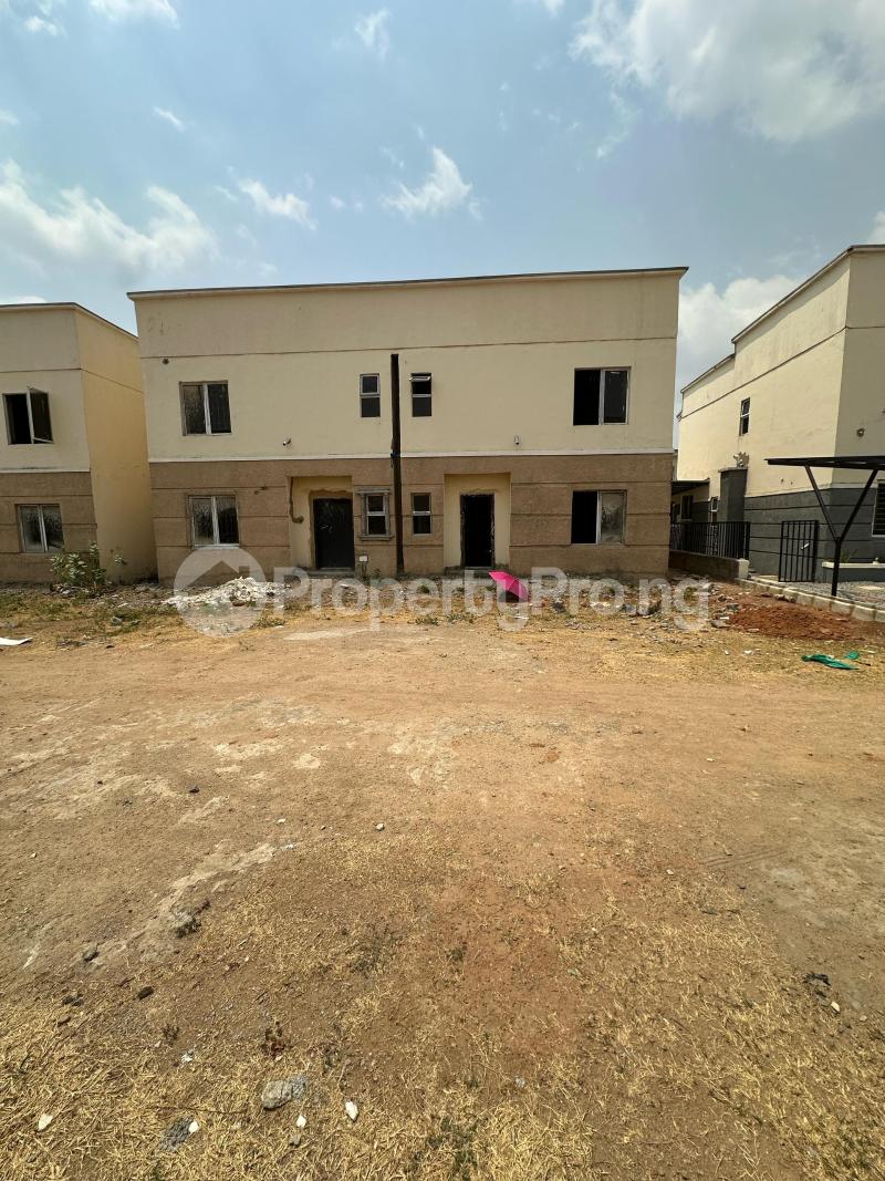 4 bedroom House for sale Life Camp Abuja