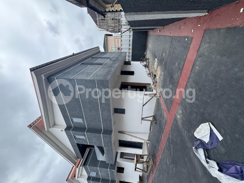 House for sale Olatilewa Street Down Olufemi Ogunlana Surulere Lagos