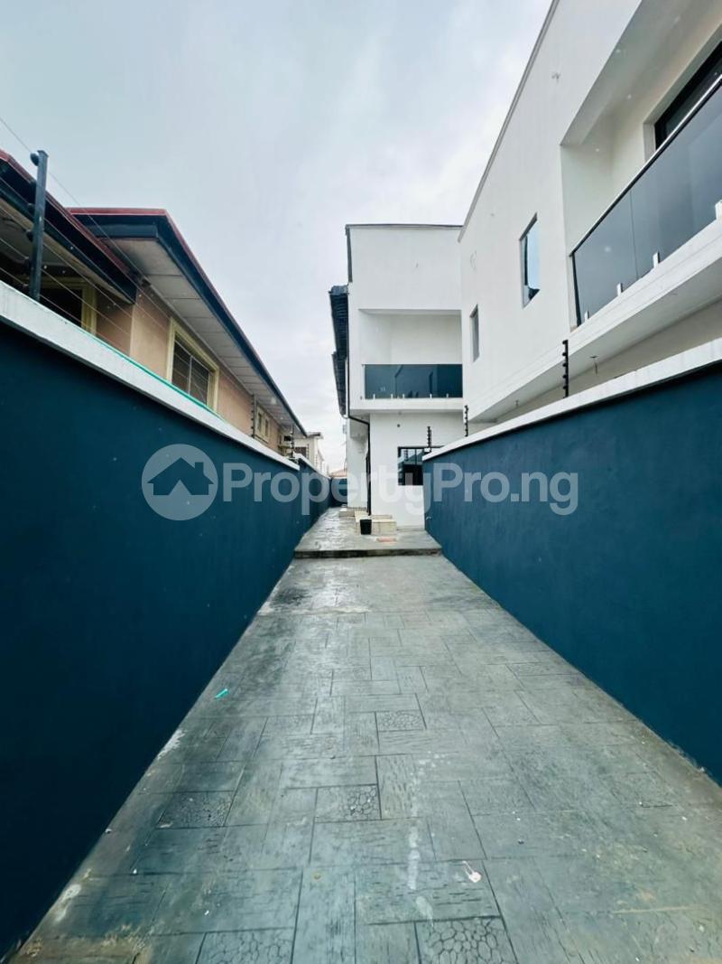 4 bedroom House for sale Magodo GRA Phase 1 Ojodu Lagos