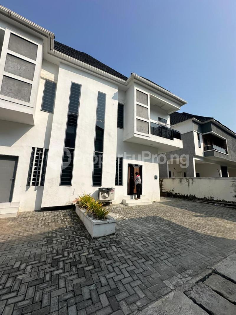 4 bedroom House for rent Orchid After Round About Orchid Lekki Lagos
