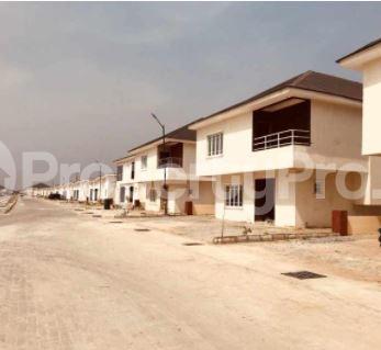 4 bedroom House for sale Awoyaya Bustop Majek Sangotedo Lagos