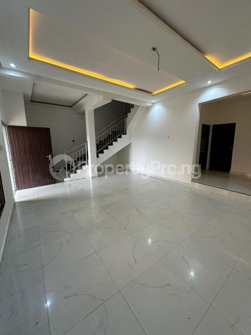 4 bedroom House for rent In An Estate Lifecamp Life Camp Abuja
