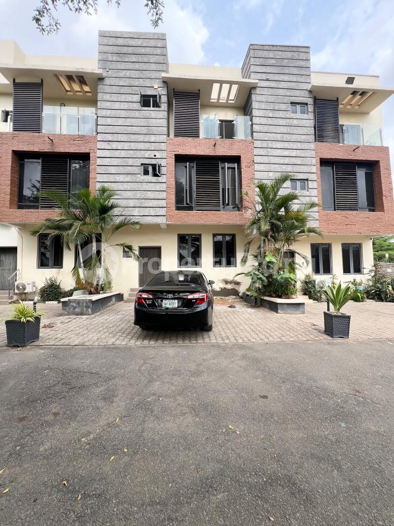 4 bedroom House for rent Guzape Abuja