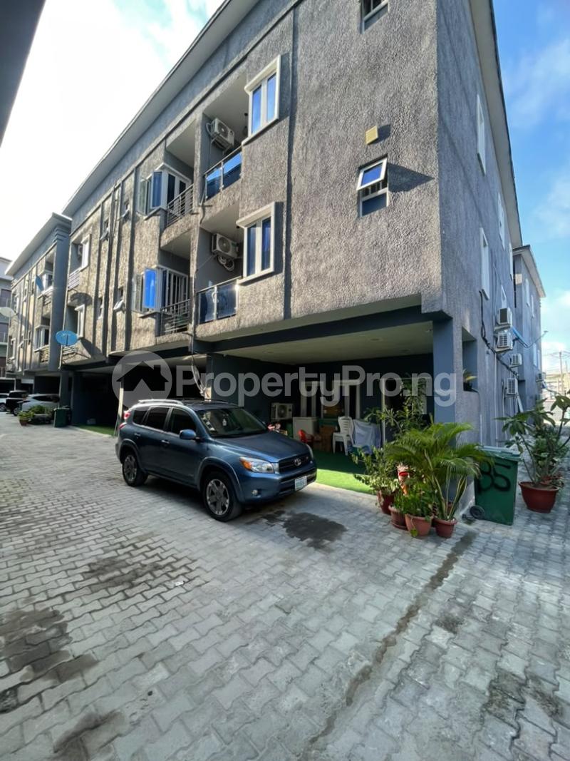 4 bedroom House for rent Estate Ikate Lekki Lagos