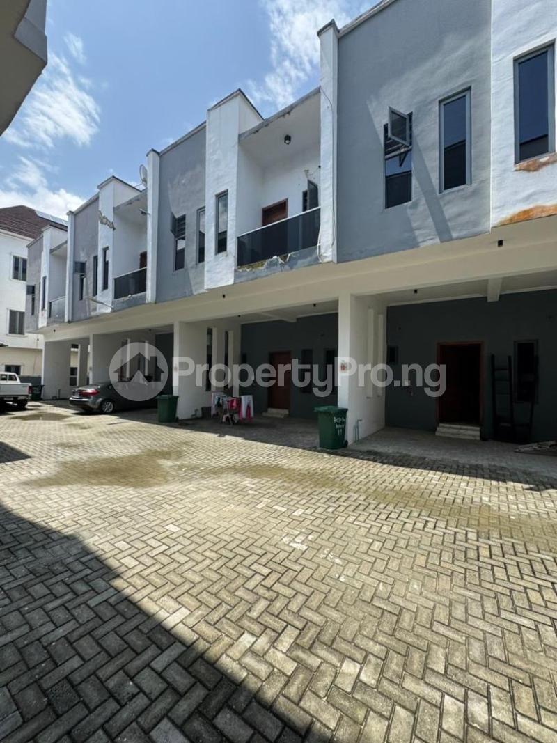 2 bedroom House for rent Ikota Lekki Lagos
