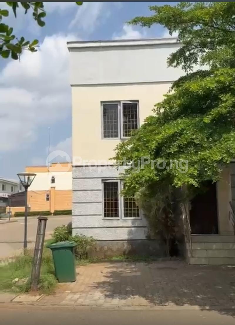 4 bedroom House for sale Life Camp Abuja