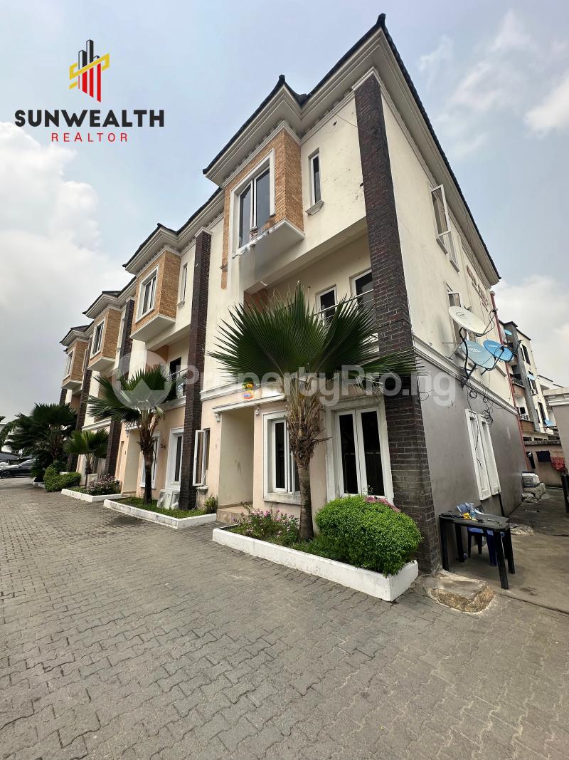 4 bedroom House for sale Osapa london Lekki Lagos