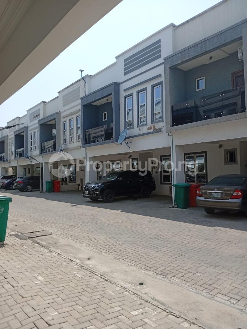 4 bedroom House for rent Before Round About Orchid Road Orchid Lekki Lagos