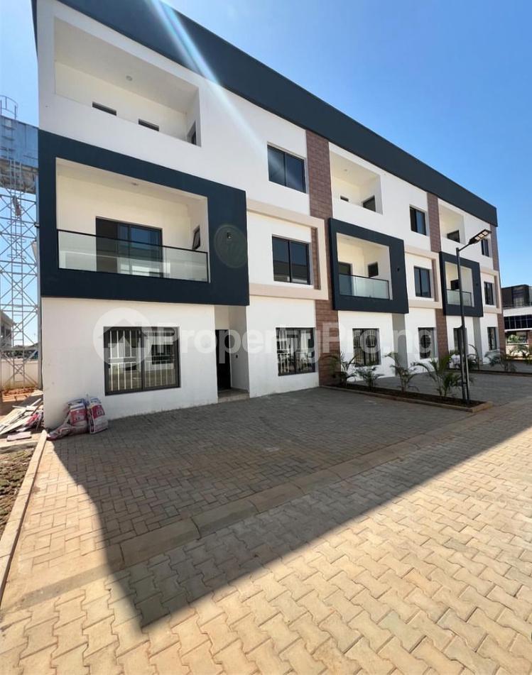 5 bedroom House for rent Jahi Abuja