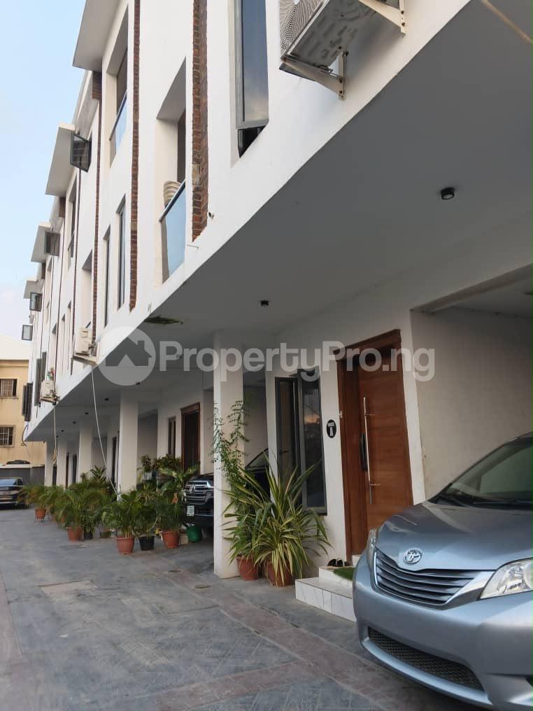 4 bedroom House for rent Ilasan Lekki Lagos