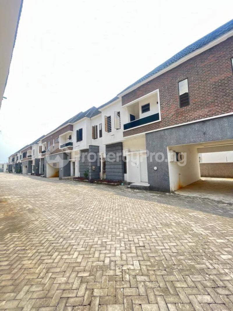 4 bedroom House for sale Orchid Lekki Lagos