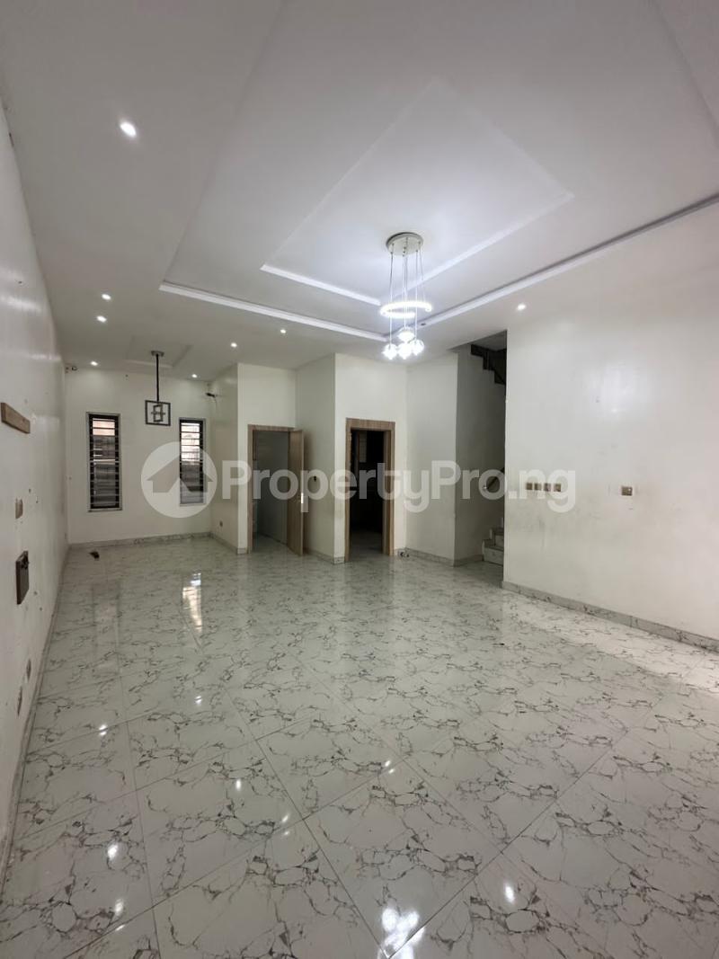 4 bedroom House for rent orchid Lekki Lagos