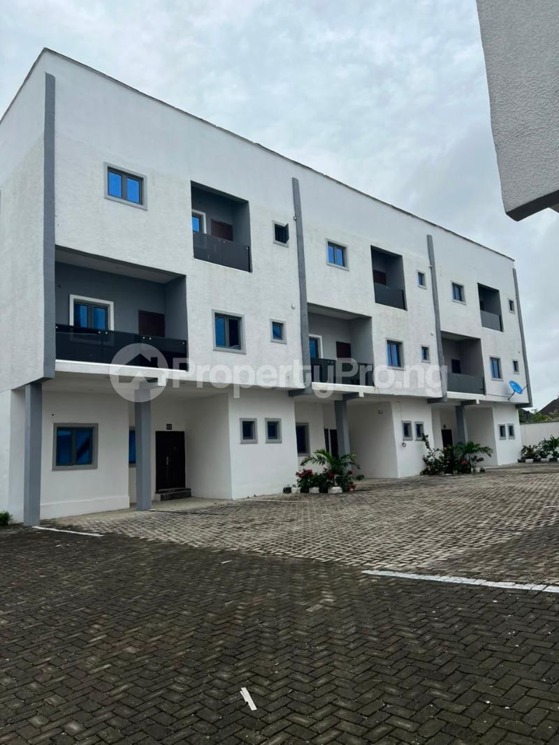 4 bedroom House for rent Sangotedo Ajah Lagos