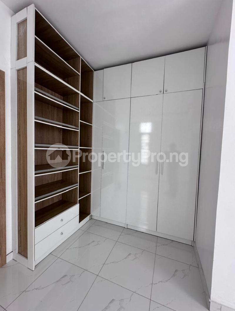 4 bedroom House for sale Chevron Lekki Lagos