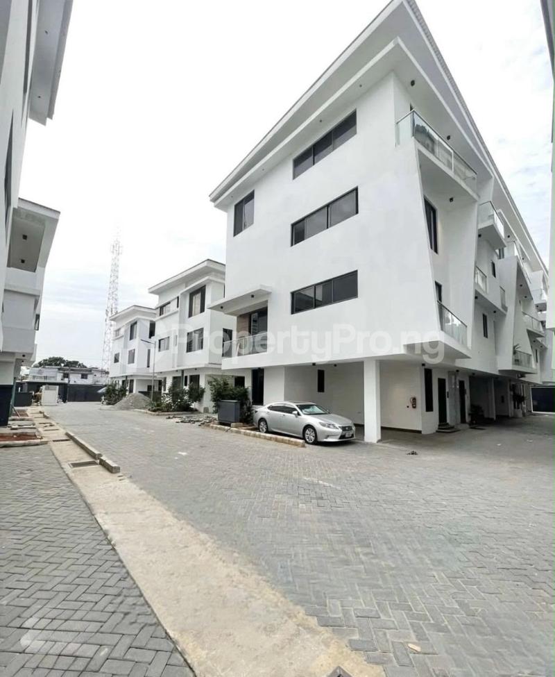 4 bedroom House for rent Ikoyi Lagos