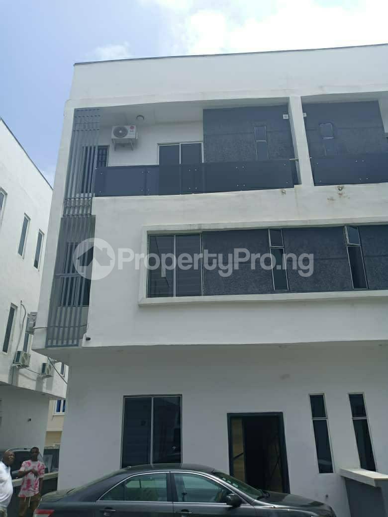 4 bedroom House for rent Signature Estate Osapa london Lekki Lagos