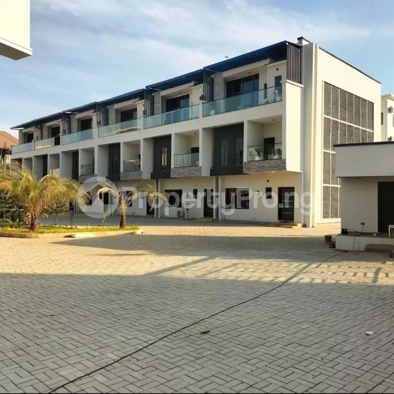 4 bedroom House for sale Jahi Abuja