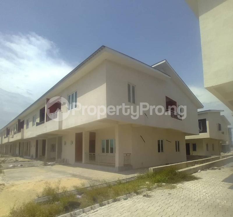 4 bedroom Flat / Apartment for sale Meridian Park Estate Awoyaya Ajah Lagos