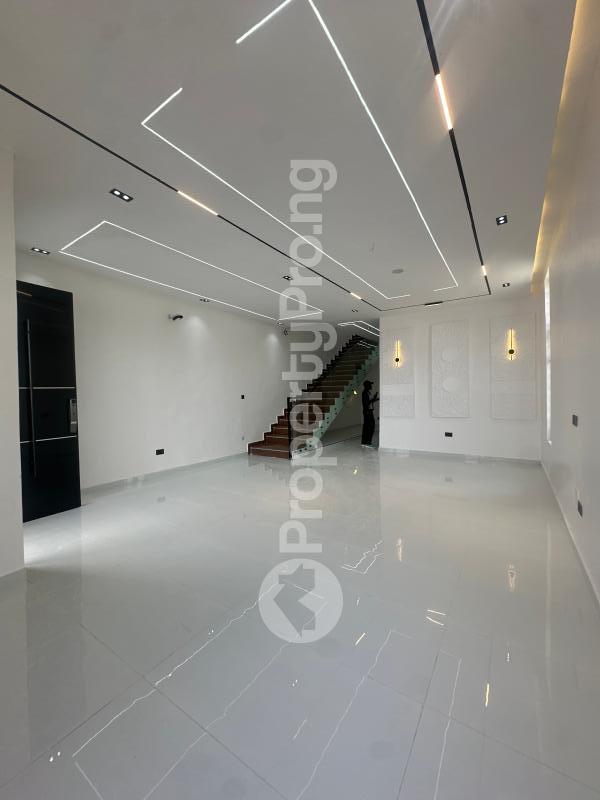 5 bedroom House for sale Sangotedo Ajah Lagos