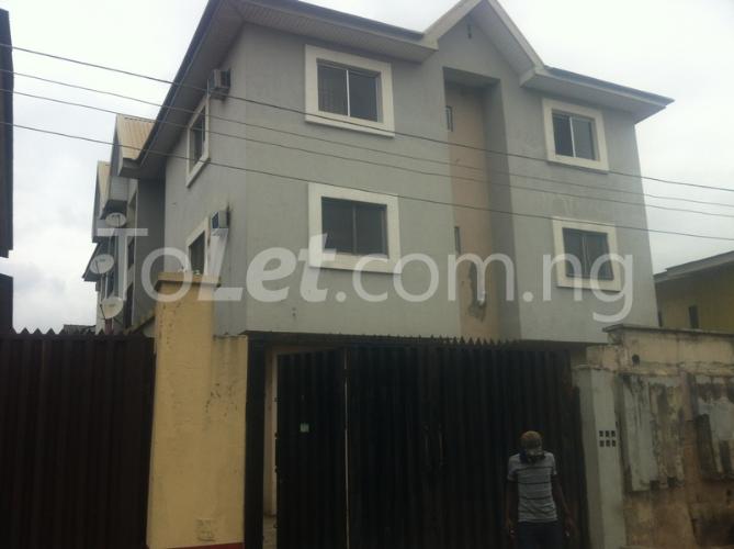 3 bedroom Flat / Apartment for rent Kola Adeyeye Street Off Jimoh Balogun Ketu Kosofe/Ikosi Lagos