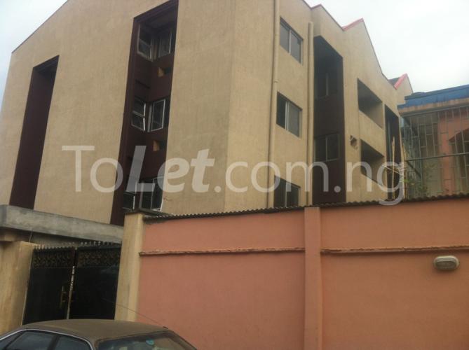 3 bedroom Flat / Apartment for rent Bisi Berlin Street Ketu Kosofe/Ikosi Lagos