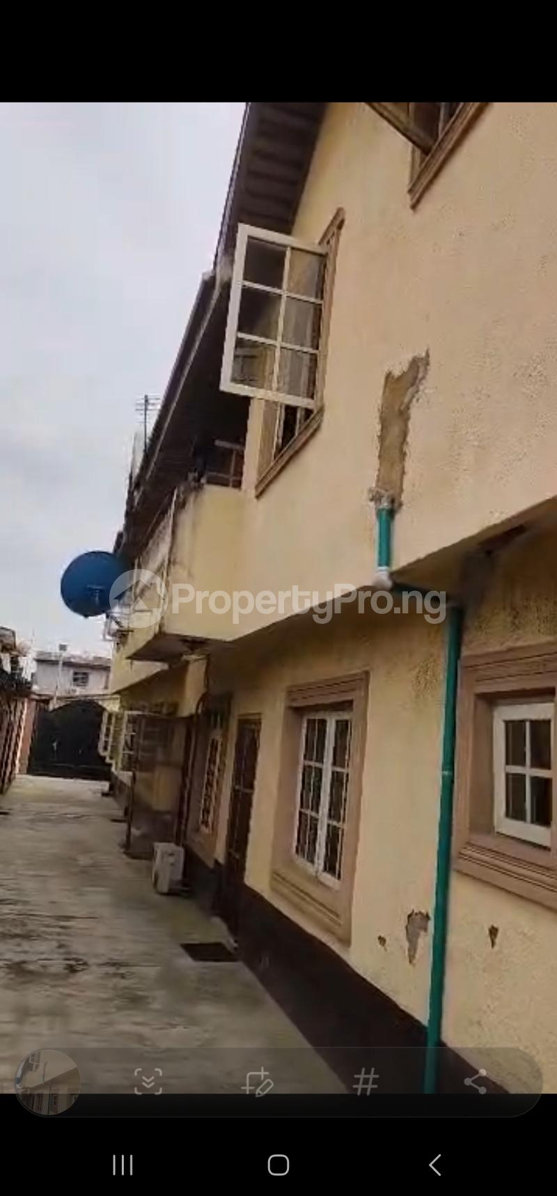 House for sale Iyewa Street, Bucknor Isolo Lagos