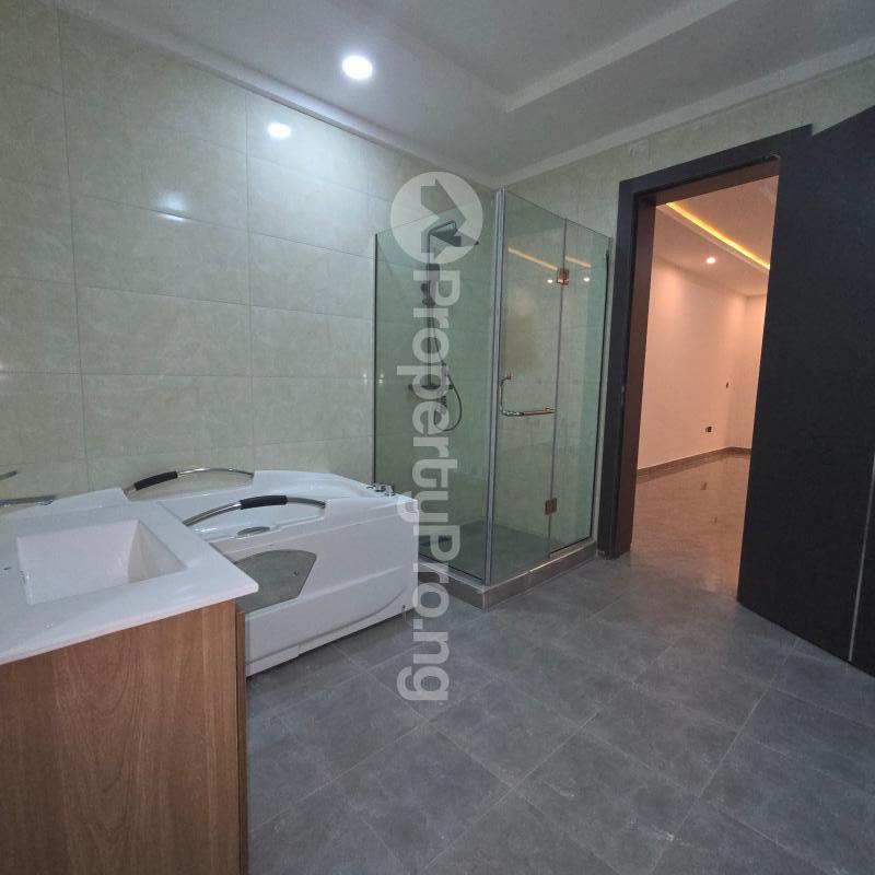 4 bedroom House for sale Adeniyi Jones Ikeja Lagos