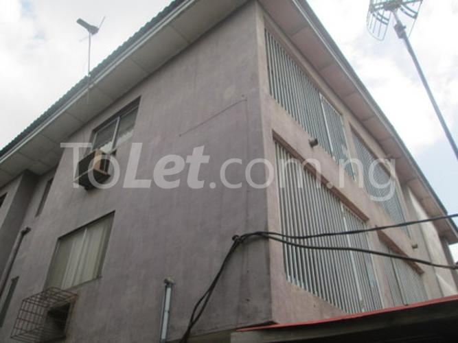 3 bedroom Flat / Apartment for rent Agbo Close, Ajao Estate Oshodi Expressway Oshodi Lagos