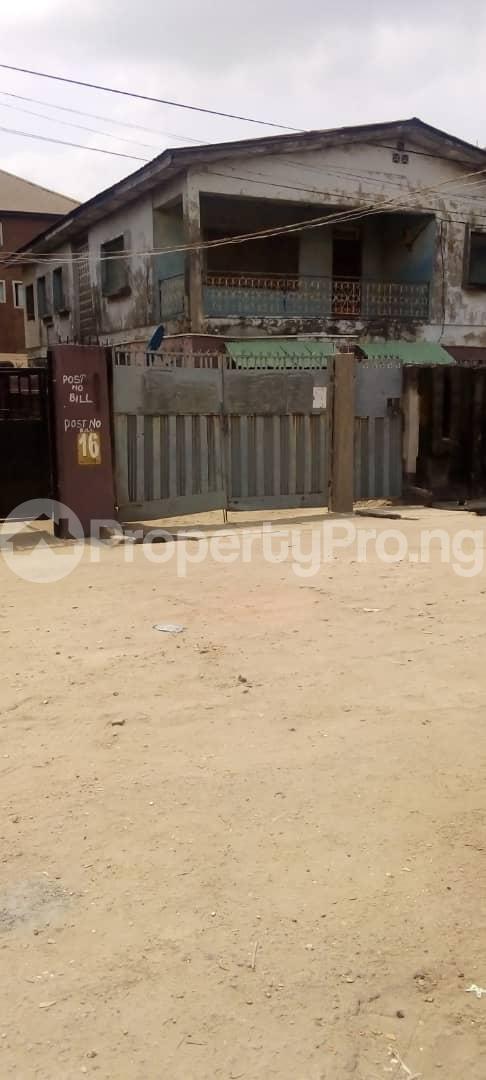 House for sale   Ladipo Mushin Lagos