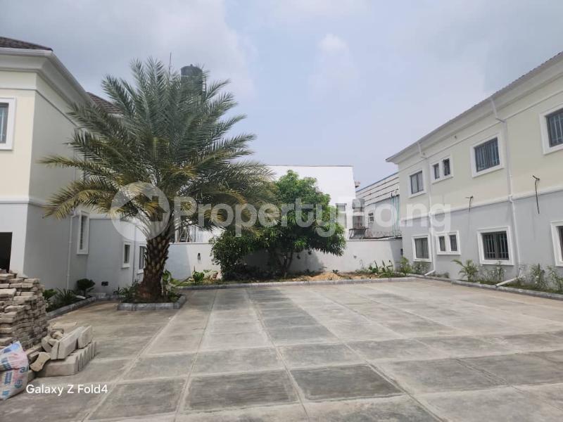 10 bedroom House for rent Lekki Phase 1 Lekki Lagos