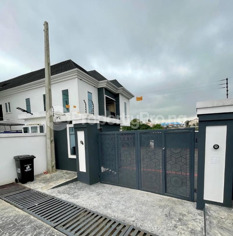 3 bedroom House for sale Omole phase 1 Ojodu Lagos