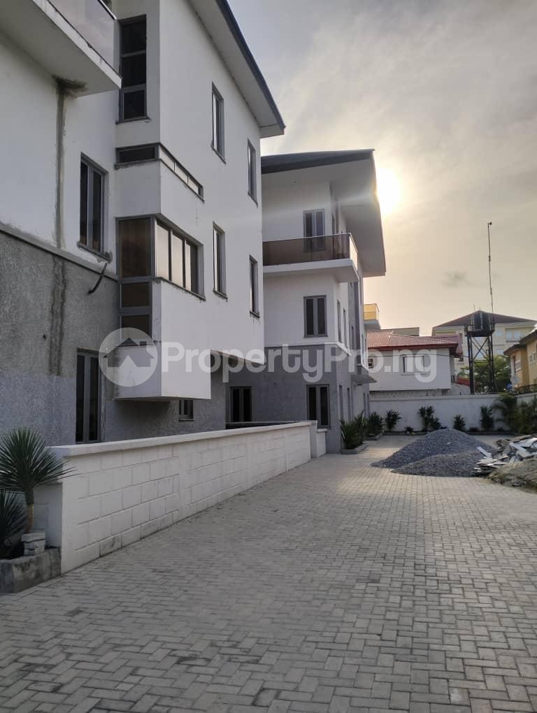4 bedroom House for rent Right Lekki Phase 1 Lekki Lagos